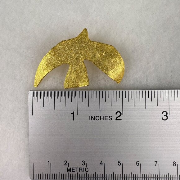 Galt Vintage Gold Tone Dove Brooch Pin Textured Metal Accent Jewelry - Picture 6 of 7